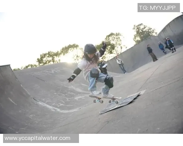 西安滑板队与上海滑板队赛后复盘探讨灵活性表现与战术调整