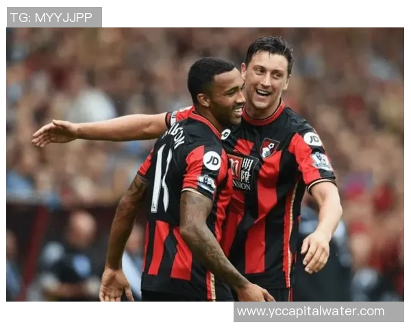 哈德斯菲与伯恩茅斯激战在即谁能在英冠赛场上笑到最后