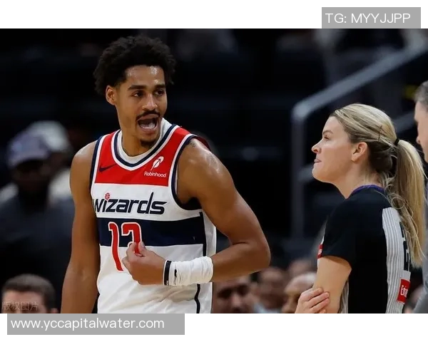 尼克斯与奇才激战正酣球迷期待精彩对决与惊喜表现