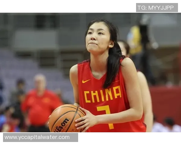 法国女篮与古巴女篮激战正酣谁能在国际赛场上笑到最后