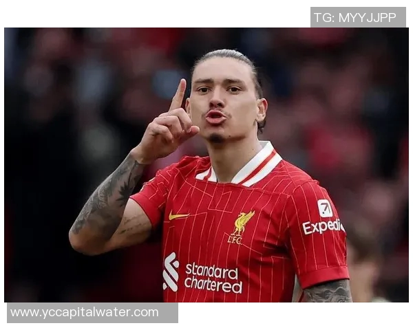 努涅斯在赛场上的精彩表现引发球迷热议与期待未来发展潜力分析